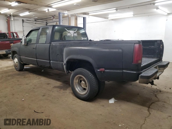1993 GMC Sierra 1500 with VIN 1GTHC39F2PE543530, listed as a Copart auction lot 83612804 with 200,011 mi miles and Clean Title. Bid and sale history available at DreamBid. Image 2.