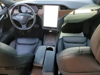 2020 Tesla Model S Long Range с VIN 5YJSA1E23LF366076, выставлен на аукционе Copart как лот 47466095 с пробегом 72 241 миль миль и Списание • Salvage title. История ставок и продаж доступна на DreamBid. Изображение 8.