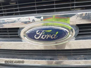 2010 Ford Super Duty F-250 SRW XL with VIN 1FTSW2B56AEA37604, listed as a IAAI auction lot 41234124 with 210,940 mi miles. Bid and sale history available at carsss.com. Image 12.