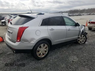 2013 Cadillac SRX Luxury Collection with VIN 3GYFNCE30DS622753, listed as a Copart auction lot 47743925 with 233,449 mi miles and Salvage Title. Bid and sale history available at carsss.com. Image 3.