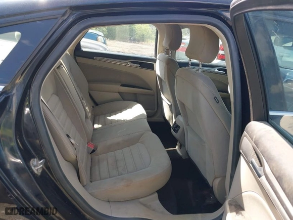 2019 Ford Fusion SE with VIN 3FA6P0HD8KR159354, listed as a IAAI auction lot 41998638 with 72,631 mi miles. Bid and sale history available at carsss.com. Image 8.
