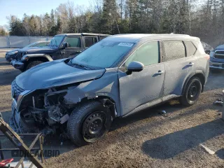 2021 Nissan Rogue SV z VIN 5N1AT3BB0MC762059, wystawiony jako Copart lot #53495455 z przebiegiem 104 727 mil mil oraz Czysty tytuł • Clean title. Historia ofert i sprzedaży dostępna na DreamBid. Obrazek 1.