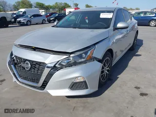 2020 Nissan Altima 2.5 S with VIN 1N4BL4BV3LC150998, listed as a IAAI auction lot 41810202 with 92,235 mi miles. Bid and sale history available at carsss.com. Image 20.