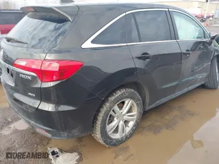 2015 Acura RDX Tech Pkg with VIN 5J8TB4H54FL030898, listed as a IAAI auction lot 41695901 with 136,437 mi miles. Bid and sale history available at carsss.com. Image 4.