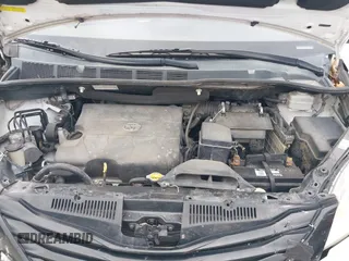 2015 Toyota Sienna L with VIN 5TDZK3DC5FS657115, listed as a IAAI auction lot 42109678 with 176,995 mi miles. Bid and sale history available at carsss.com. Image 10.