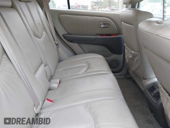 2002 Lexus RX with VIN JTJHF10UX20244149, listed as a IAAI auction lot 42188158 with 244,731 mi miles. Bid and sale history available at carsss.com. Image 8.