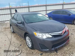 2012 Toyota Camry L z VIN 4T4BF1FK2CR163236, wystawiony jako IAAI lot #41859259 z przebiegiem 62 935 mil mil oraz . Historia ofert i sprzedaży dostępna na DreamBid. Obrazek 1.