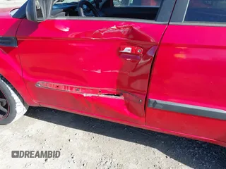2010 Kia Soul + with VIN KNDJT2A25A7189521, listed as a IAAI auction lot 41008724 with 180,131 mi miles. Bid and sale history available at carsss.com. Image 6.