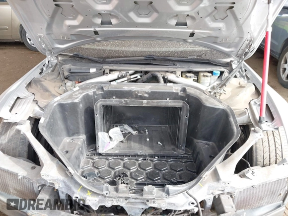 2014 Tesla Model S 60 with VIN 5YJSA1H17EFP35351, listed as a IAAI auction lot 41558434 with 151,002 mi miles and . Bid and sale history available at DreamBid. Image 10.