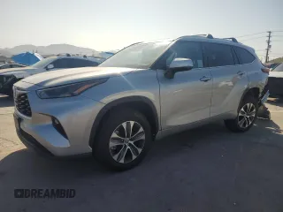 2023 Toyota Highlander L with VIN 5TDKDRAH3PS049805, listed as a Copart auction lot 61053545 with 12,121 mi miles and Salvage title. Bid and sale history available at DreamBid. Image 1.