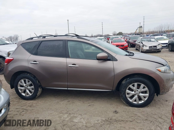 2013 Nissan Murano SL z VIN JN8AZ1MU7DW203584, wystawiony jako IAAI lot #41245405 z przebiegiem Nie podano mil oraz . Historia ofert i sprzedaży dostępna na DreamBid. Obrazek 13.