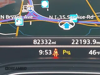 2018 Audi SQ5 Prestige z VIN WA1C4AFY5J2134488, wystawiony jako IAAI lot #41430184 z przebiegiem 82 332 mil mil oraz . Historia ofert i sprzedaży dostępna na DreamBid. Obrazek 16.