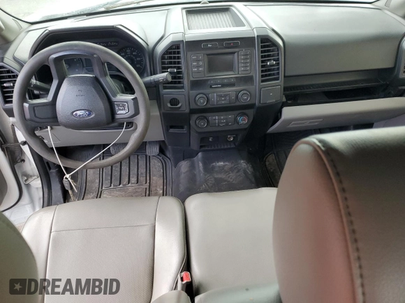 2016 Ford F-150 XL with VIN 1FTEX1C8XGFA20210, listed as a Copart auction lot 46838285 with 249,038 mi miles and Salvage title. Bid and sale history available at DreamBid. Image 8.