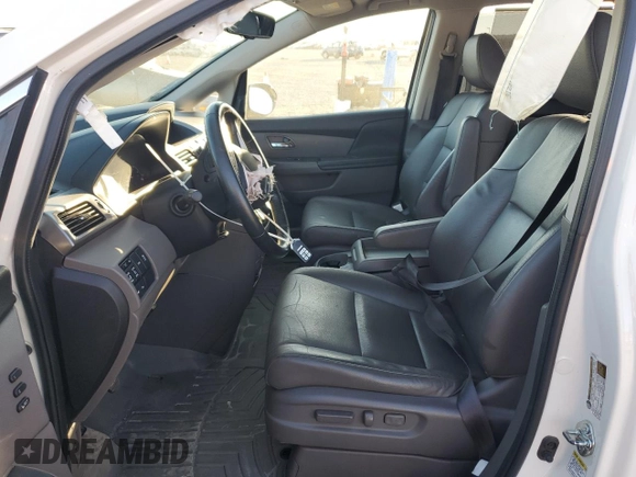 2016 Honda Odyssey Touring Elite with VIN 5FNRL5H93GB045542, listed as a Copart auction lot 46195125 with 157,897 mi miles and Salvage title. Bid and sale history available at DreamBid. Image 7.