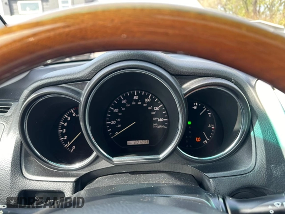 2009 Lexus RX 350 with VIN 2T2HK31U89C116769, listed as a Copart auction lot 55561405 with 201,203 mi miles and Salvage Title. Bid and sale history available at DreamBid. Image 8.