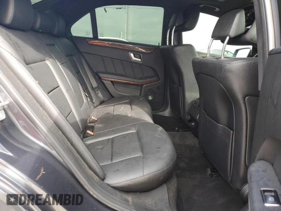 2012 Mercedes-Benz E 350 Luxury с VIN WDDHF5KB9CA575134, выставлен на аукционе Copart как лот 61008665 с пробегом 87 943 миль миль и Списание • Salvage title. История ставок и продаж доступна на DreamBid. Изображение 10.