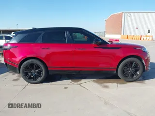 2018 Land Rover Range Rover Velar R-Dynamic SE z VIN SALYL2RN2JA764361, wystawiony jako IAAI lot #41278354 z przebiegiem 82 408 mil mil oraz . Historia ofert i sprzedaży dostępna na DreamBid. Obrazek 13.