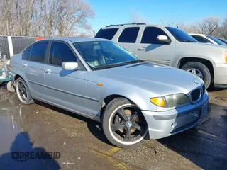 2002 BMW 3 Series 325xi z VIN WBAEU33402PF67393, wystawiony jako IAAI lot #41408187 z przebiegiem 122 128 mil mil oraz . Historia ofert i sprzedaży dostępna na DreamBid. Obrazek 1.