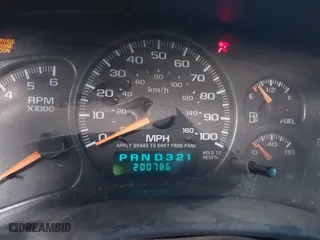 2002 Chevrolet Silverado 1500 LS with VIN 1GCEK19T52E222526, listed as a IAAI auction lot 41915841 with 200,786 mi miles. Bid and sale history available at carsss.com. Image 7.