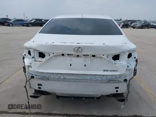 2016 Lexus ES with VIN JTHBK1GGXG2242903, listed as a IAAI auction lot 41911044 with 84,278 mi miles. Bid and sale history available at carsss.com. Image 17.