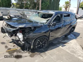 2024 Toyota Highlander LE with VIN 5TDKDRAH2RS538182, listed as a Copart auction lot 63154765 with 32,271 mi miles and Salvage title. Bid and sale history available at DreamBid. Image 1.