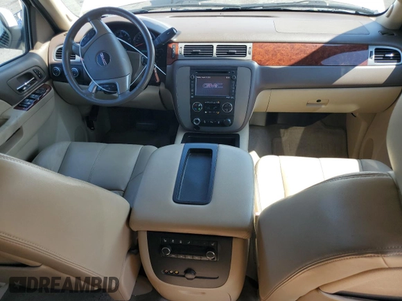2013 GMC Yukon SLT with VIN 1GKS2CE01DR353981, listed as a Copart auction lot 67356704 with 113,046 mi miles and Salvage Title. Bid and sale history available at carsss.com. Image 8.