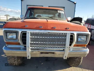 1979 Ford Bronco z VIN U15HLEG1462, wystawiony jako Copart lot #89210495 z przebiegiem 77 770 mil mil oraz Tytuł czysty. Historia ofert i sprzedaży dostępna na DreamBid. Obrazek 5.
