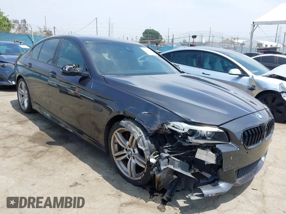 2014 BMW 5 Series 550i z VIN WBAKN9C57ED681969, wystawiony jako IAAI lot #42161728 z przebiegiem 88 077 mil mil oraz . Historia ofert i sprzedaży dostępna na DreamBid. Obrazek 1.