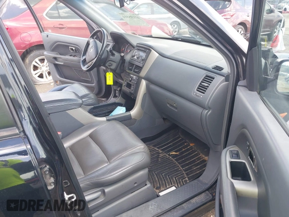 2006 Honda Pilot EX-L with VIN 2HKYF18506H530715, listed as a IAAI auction lot 42195804 with 252,295 mi miles and . Bid and sale history available at DreamBid. Image 5.