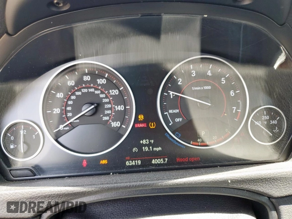 2017 BMW 4 Series 430i z VIN WBA4U7C37H5H20043, wystawiony jako Copart lot #57810165 z przebiegiem 63 419 mil mil oraz Szkoda całkowita • Salvage title. Historia ofert i sprzedaży dostępna na DreamBid. Obrazek 9.