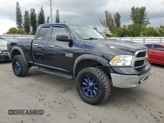 2015 Ram 1500 SLT z VIN 1C6RR6GG6FS623131, wystawiony jako Copart lot #46081685 z przebiegiem 161 376 mil mil oraz Szkoda całkowita • Salvage title. Historia ofert i sprzedaży dostępna na DreamBid. Obrazek 4.
