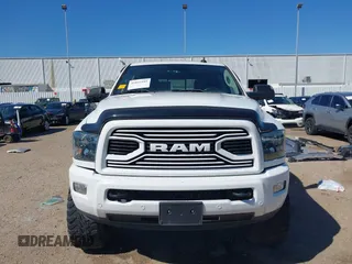 2018 Ram 2500 Big Horn with VIN 3C6UR5DL7JG290136, listed as a IAAI auction lot 41823442 with 106,167 mi miles. Bid and sale history available at carsss.com. Image 12.