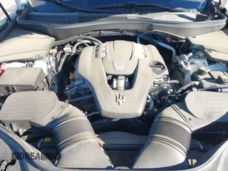 2021 Maserati Levante S with VIN ZN661YUL3MX378092, listed as a IAAI auction lot 40748646 with 43,199 mi miles. Bid and sale history available at carsss.com. Image 10.