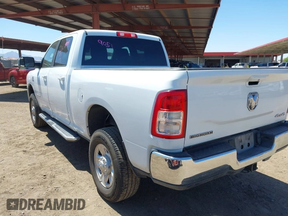 2022 Ram 2500 Big Horn with VIN 3C6UR5DL3NG344991, listed as a IAAI auction lot 42054720 with 47,125 mi miles. Bid and sale history available at carsss.com. Image 3.
