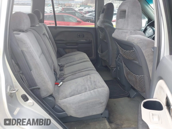 2005 Honda Pilot EX with VIN 2HKYF184X5H533837, listed as a IAAI auction lot 41900265 with 163,522 mi miles. Bid and sale history available at carsss.com. Image 8.