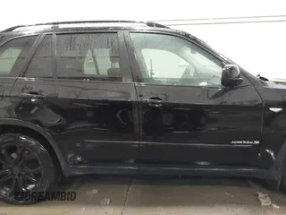 2012 BMW X5 35d z VIN 5UXZW0C58CL671740, wystawiony jako IAAI lot #41158203 z przebiegiem 97 451 mil mil oraz . Historia ofert i sprzedaży dostępna na DreamBid. Obrazek 14.