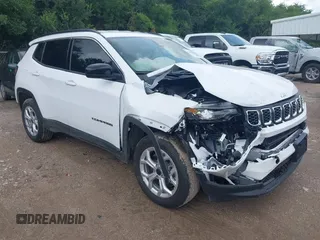 2025 Jeep Compass Latitude с VIN 3C4NJDBN5ST597722, выставлен на аукционе IAAI как лот 42499155 с пробегом 1 663 миль миль и . История ставок и продаж доступна на DreamBid. Изображение 1.