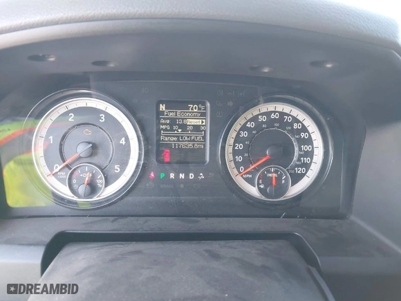 2018 Ram 2500 Tradesman with VIN 3C6UR5CL1JG341311, listed as a IAAI auction lot 41574252 with 117,635 mi miles. Bid and sale history available at carsss.com. Image 7.