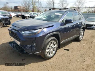 2025 Toyota RAV4 XLE Premium z VIN 2T3A1RFV4SW513551, wystawiony jako Copart lot #54140275 z przebiegiem 1 480 mil mil oraz Szkoda całkowita • Salvage title. Historia ofert i sprzedaży dostępna na DreamBid. Obrazek 1.