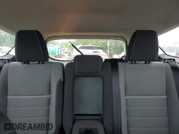 2013 Ford Escape SE z VIN 1FMCU0GX2DUB10398, wystawiony jako Copart lot #59795225 z przebiegiem 174 344 mil mil oraz Czysty tytuł • Clean title. Historia ofert i sprzedaży dostępna na DreamBid. Obrazek 10.