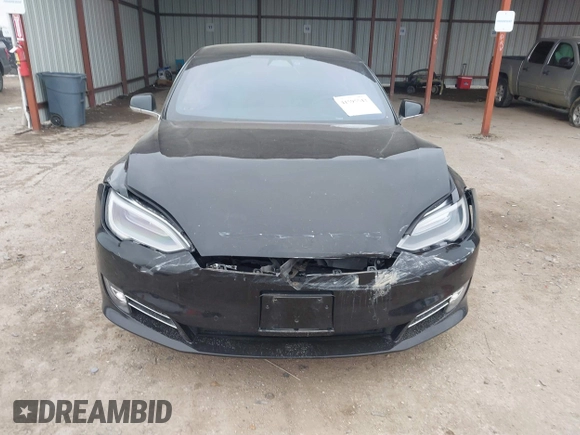 2018 Tesla Model S 75D with VIN 5YJSA1E22JF282828, listed as a IAAI auction lot 41595543 with 72,571 mi miles and . Bid and sale history available at DreamBid. Image 11.
