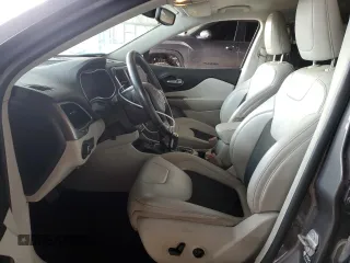 2021 Jeep Cherokee Altitude with VIN 1C4PJLLB2MD196242, listed as a Copart auction lot 47861905 with 117,974 mi miles and Salvage Title. Bid and sale history available at carsss.com. Image 7.