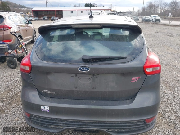 2015 Ford Focus ST with VIN 1FADP3L9XFL227184, listed as a IAAI auction lot 41397453 with 71,061 mi miles. Bid and sale history available at carsss.com. Image 17.