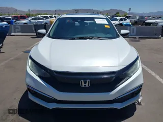 2019 Honda Civic EX z VIN 19XFC1F38KE003716, wystawiony jako IAAI lot #42293611 z przebiegiem 109 882 mil mil oraz . Historia ofert i sprzedaży dostępna na DreamBid. Obrazek 12.