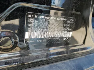 2018 Mitsubishi Outlander ES z VIN JA4AP3AU0JU009093, wystawiony jako Copart lot #55962505 z przebiegiem 10 156 mil mil oraz Szkoda całkowita • Salvage title. Historia ofert i sprzedaży dostępna na DreamBid. Obrazek 12.