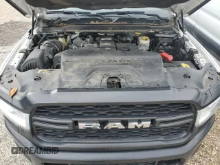 2020 Ram 3500 Tradesman with VIN 3C63RRGL1LG176635, listed as a Copart auction lot 42258635 with 228,807 mi miles and Clean Title. Bid and sale history available at carsss.com. Image 11.