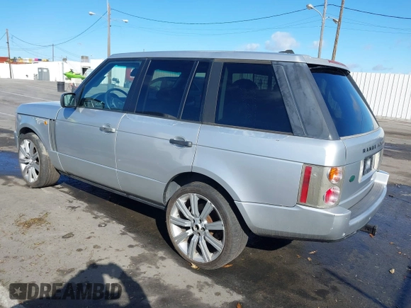 2005 Land Rover Range Rover with VIN SALMF11495A196165, listed as a IAAI auction lot 41742684 with 141,359 mi miles and . Bid and sale history available at DreamBid. Image 3.