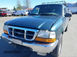 2000 Mazda B-Series 2WD Truck SX with VIN 4F4YR12C9YTM23800, listed as a IAAI auction lot 41409465 with 175,234 mi miles. Bid and sale history available at carsss.com. Image 6.