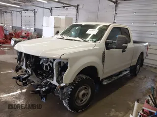 2022 Ford F-250 XL with VIN 1FT7X2B67NEC02786, listed as a IAAI auction lot 41246298 with 71,976 mi miles and . Bid and sale history available at DreamBid. Image 18.