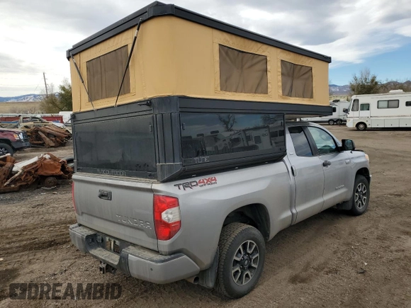 2016 Toyota Tundra 4WD Truck SR with VIN 5TFUW5F15GX516868, listed as a Copart auction lot 81125354 with 111,828 mi miles and Salvage Title. Bid and sale history available at carsss.com. Image 3.